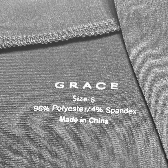 Grace black t-shirt, size Small - Picture 4 of 4